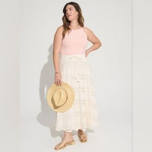Torrid Ivory Lace Maxi Skirt Size 4X